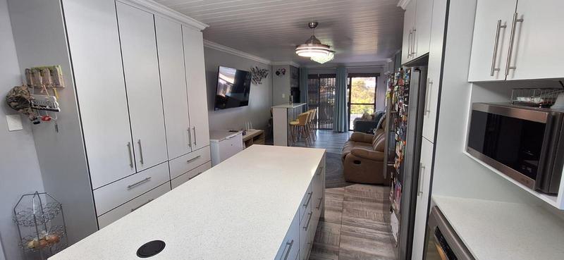 2 Bedroom Property for Sale in Island View Western Cape